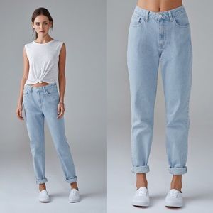 Light Washed Mom Jeans